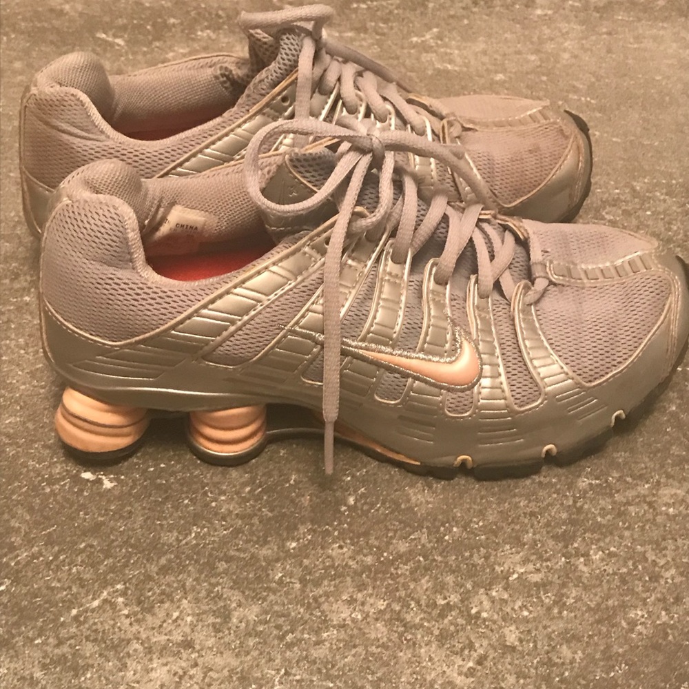 Nike shox